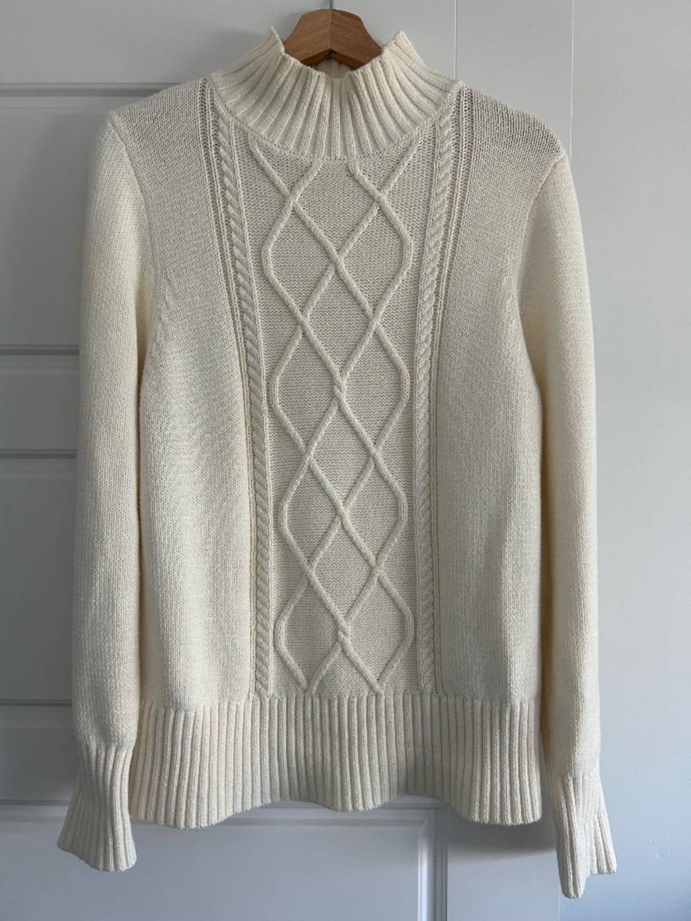 J Crew 100% cotton ivory fisherman sweater